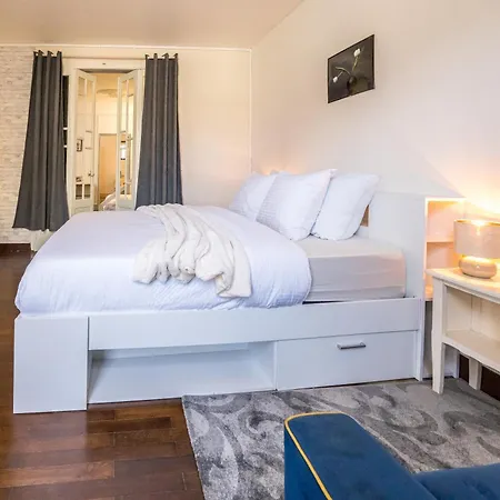 דירה Maison Au Coeur De Saumur Cour Privee Parking Gratuit Wi-Fi סומור