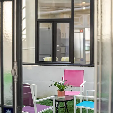 Maison Au Coeur De Cour Privee Parking Gratuit Wi-fi Apartman *