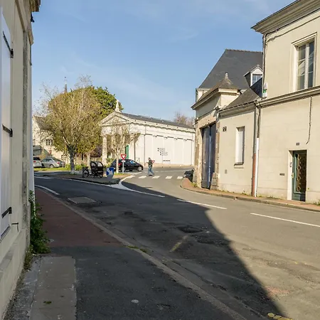 Maison Au Coeur De Cour Privee Parking Gratuit Wi-fi Apartman