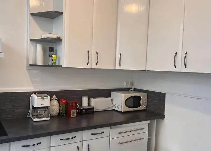 Havre De Avec Cour Parking & Wifi Gratuit Appartement *