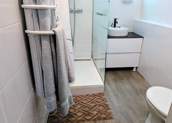 Appartement Havre De Avec Cour Parking & Wifi Gratuit *